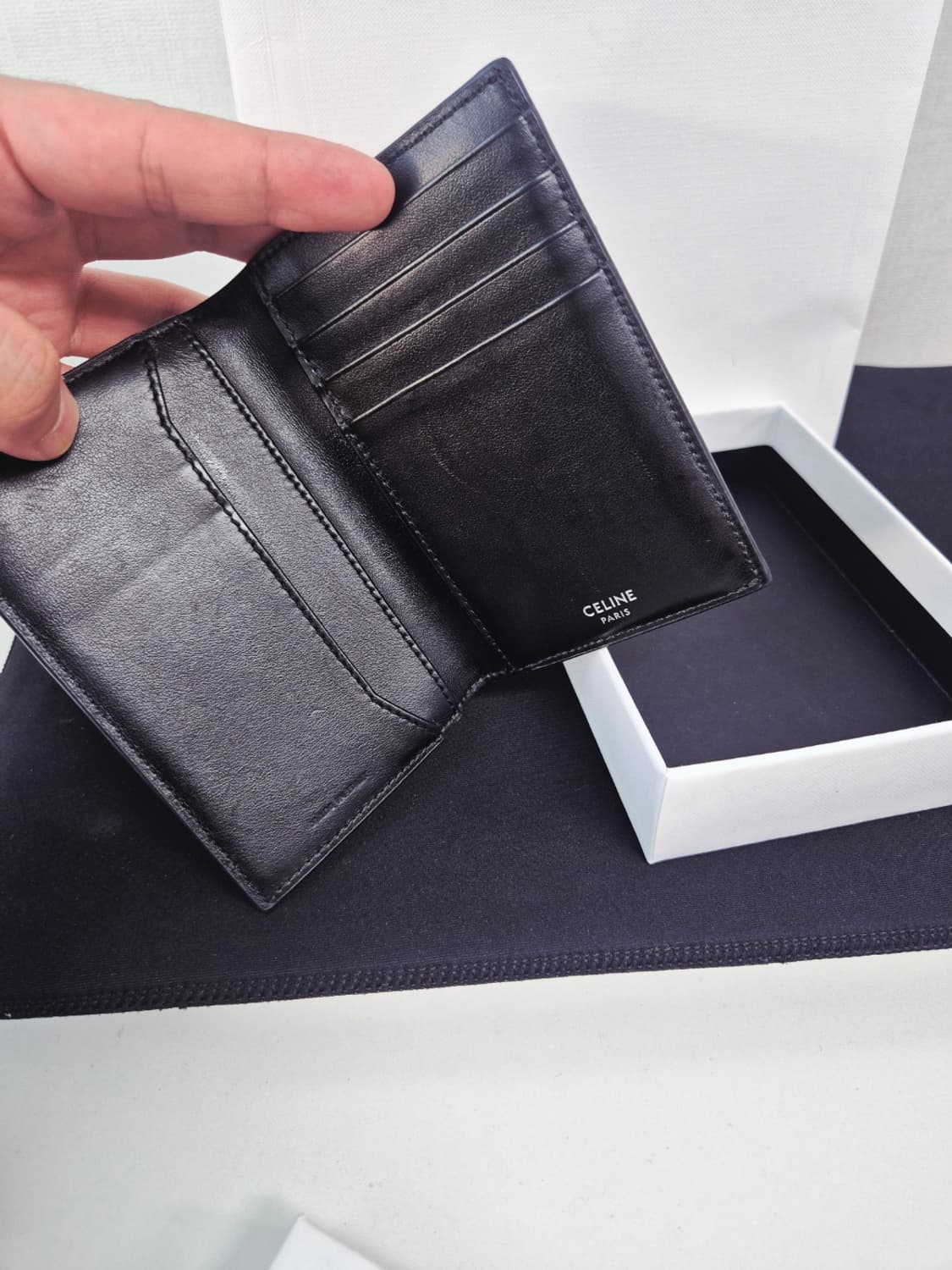 셀린느 트리옹프 카드지갑 상품이미지4