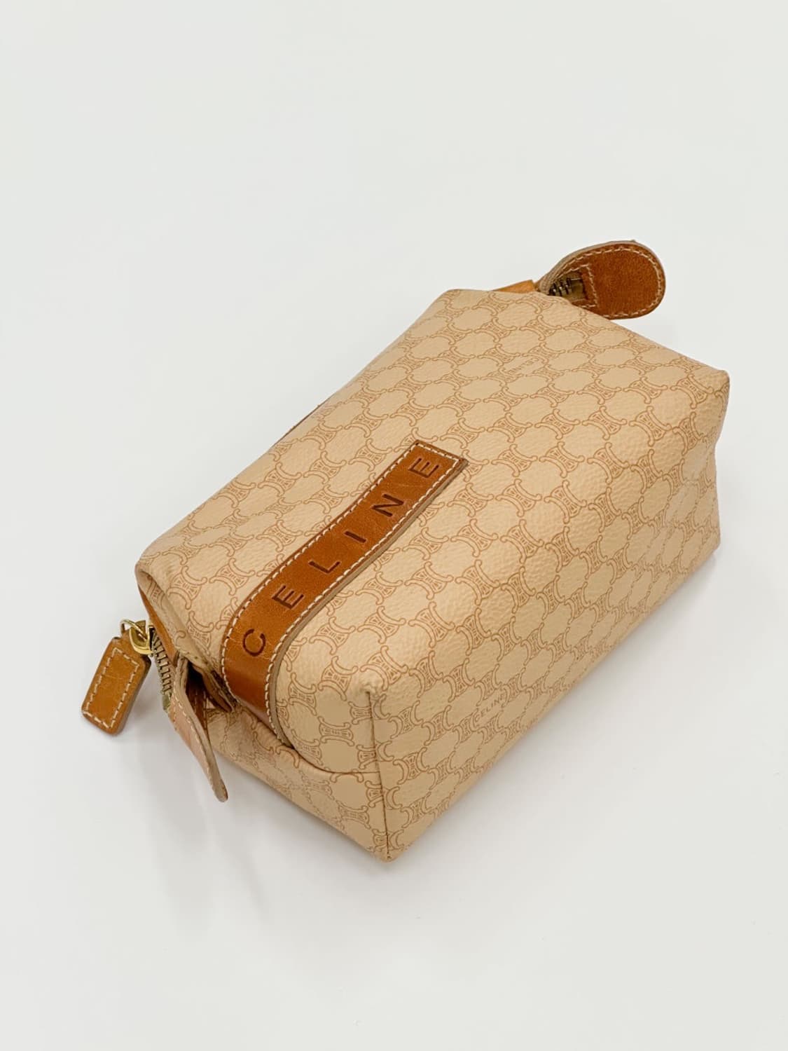celine / 셀린느 베이지 마카담 파우치  상품이미지2