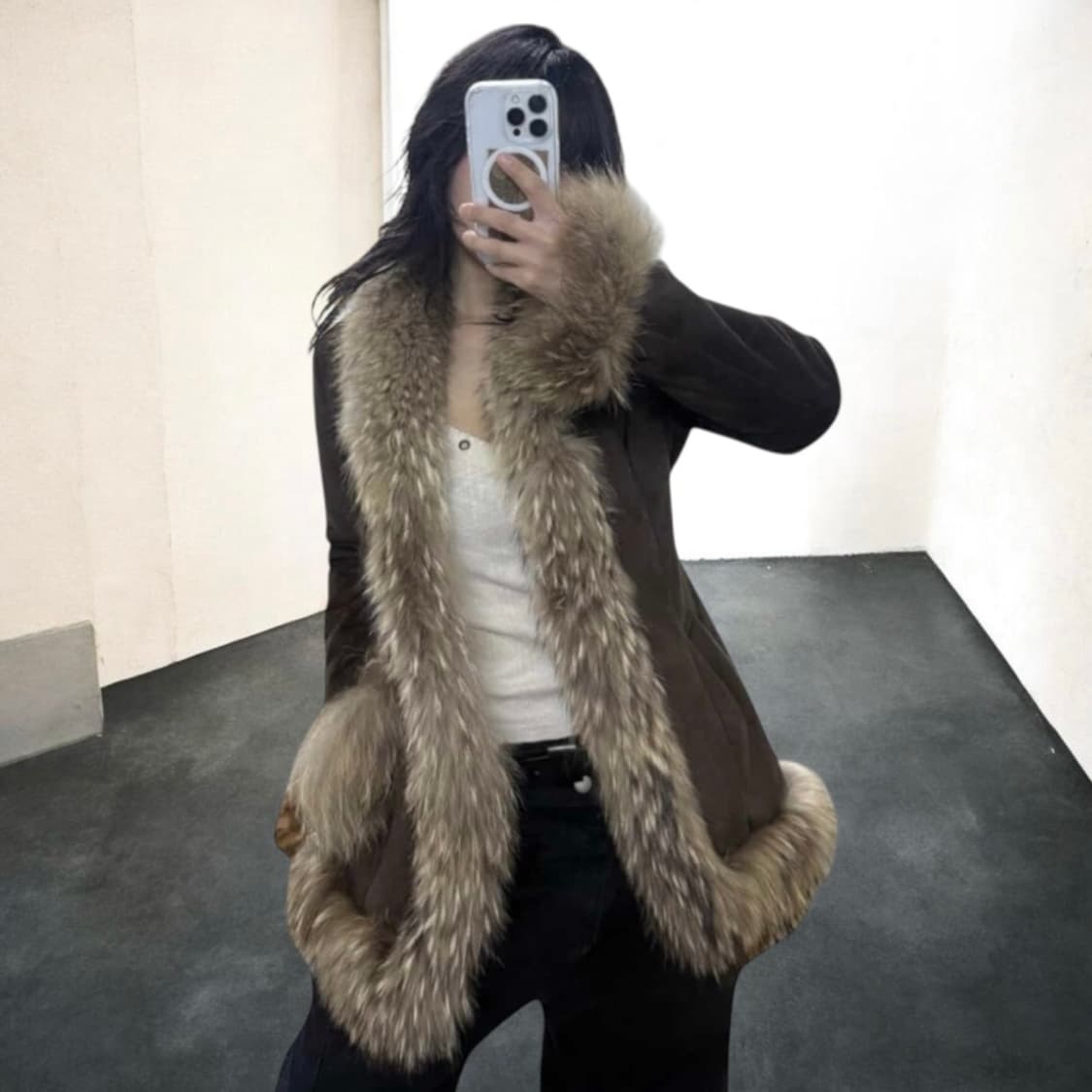 세실맥비 스웨이드 퍼 브라운 무스탕 상품이미지1