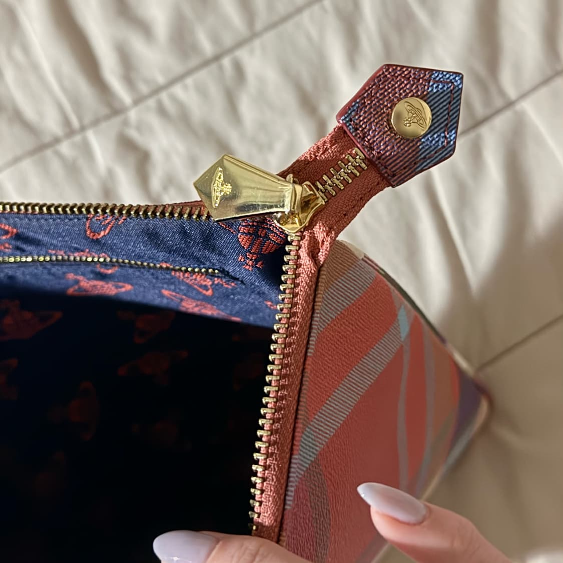 비비안웨스트우드 체크 클러치백 파우치 가방 상품이미지5