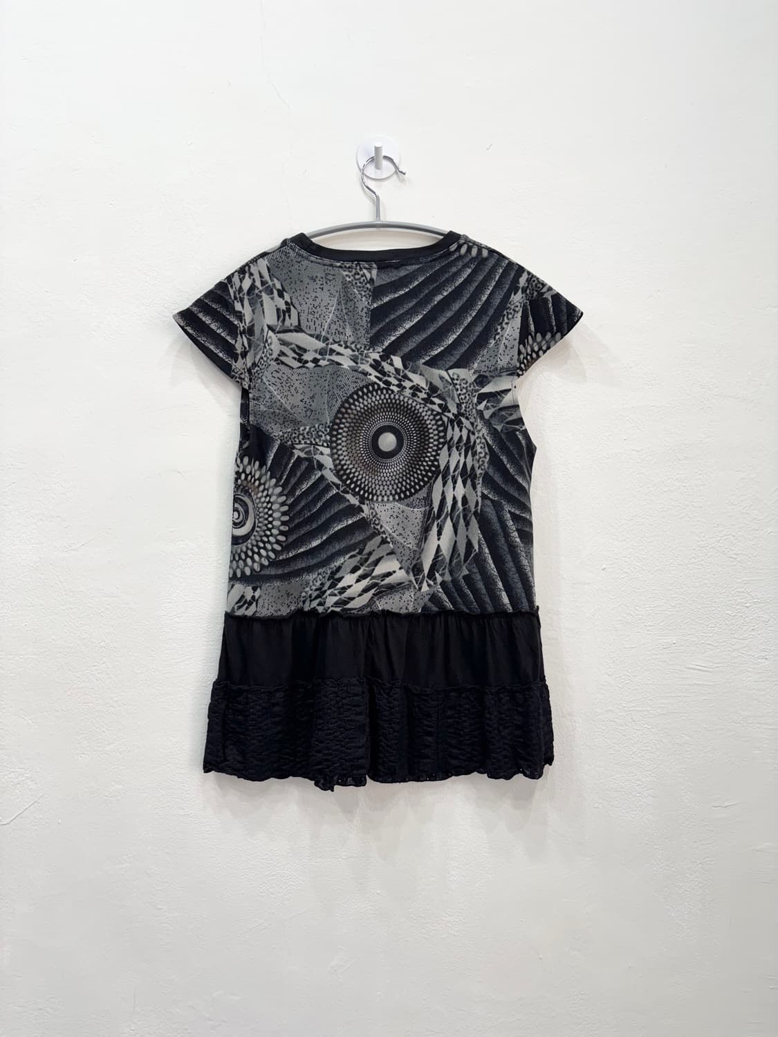 빈티지 패턴 반팔탑 상품이미지2