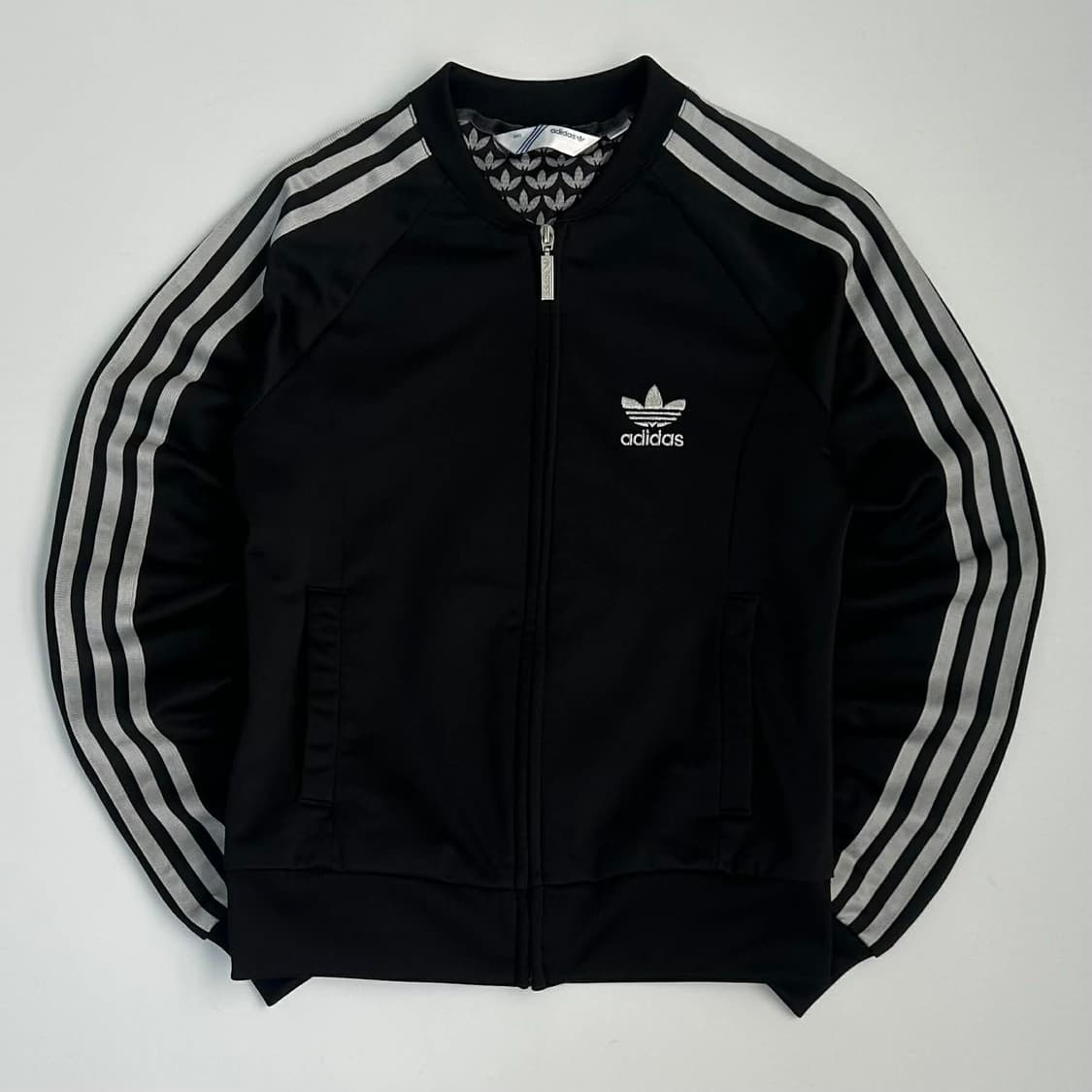 아디다스 실버 블랙 세미크롭 걸즈 트랙탑 희귀져지(90) 상품이미지4