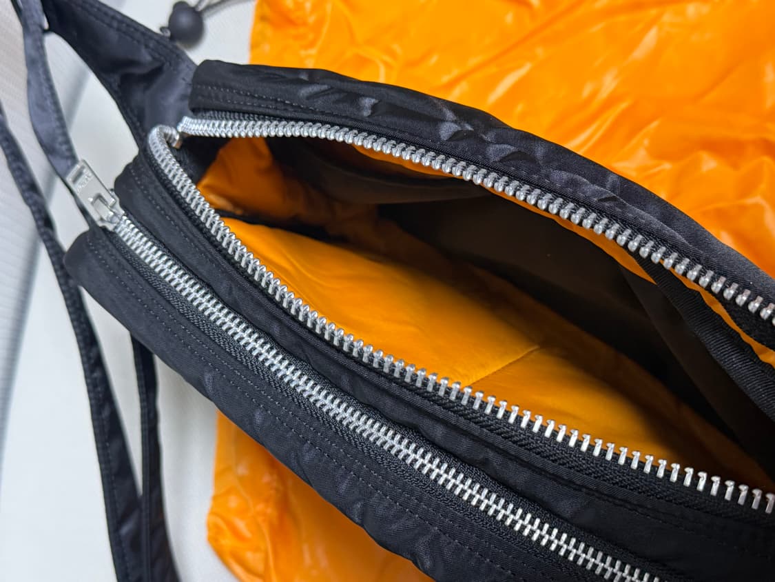 포터 숄더백 블랙 스몰 상품이미지5