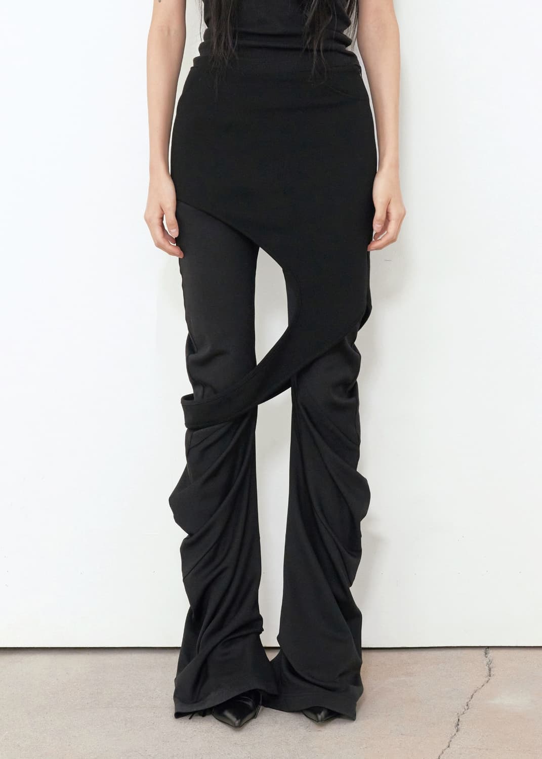 DEEP HOLE LAYERED SKIRT, BLACK 상품이미지1