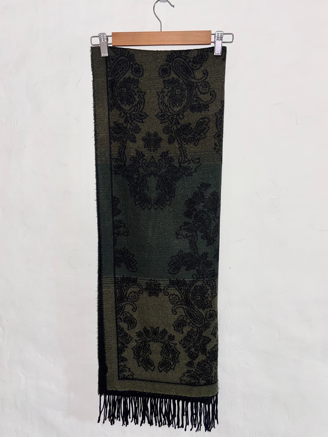 MERCURYDUO 자카드 패턴 숄 머플러 / Khaki Black 상품이미지4