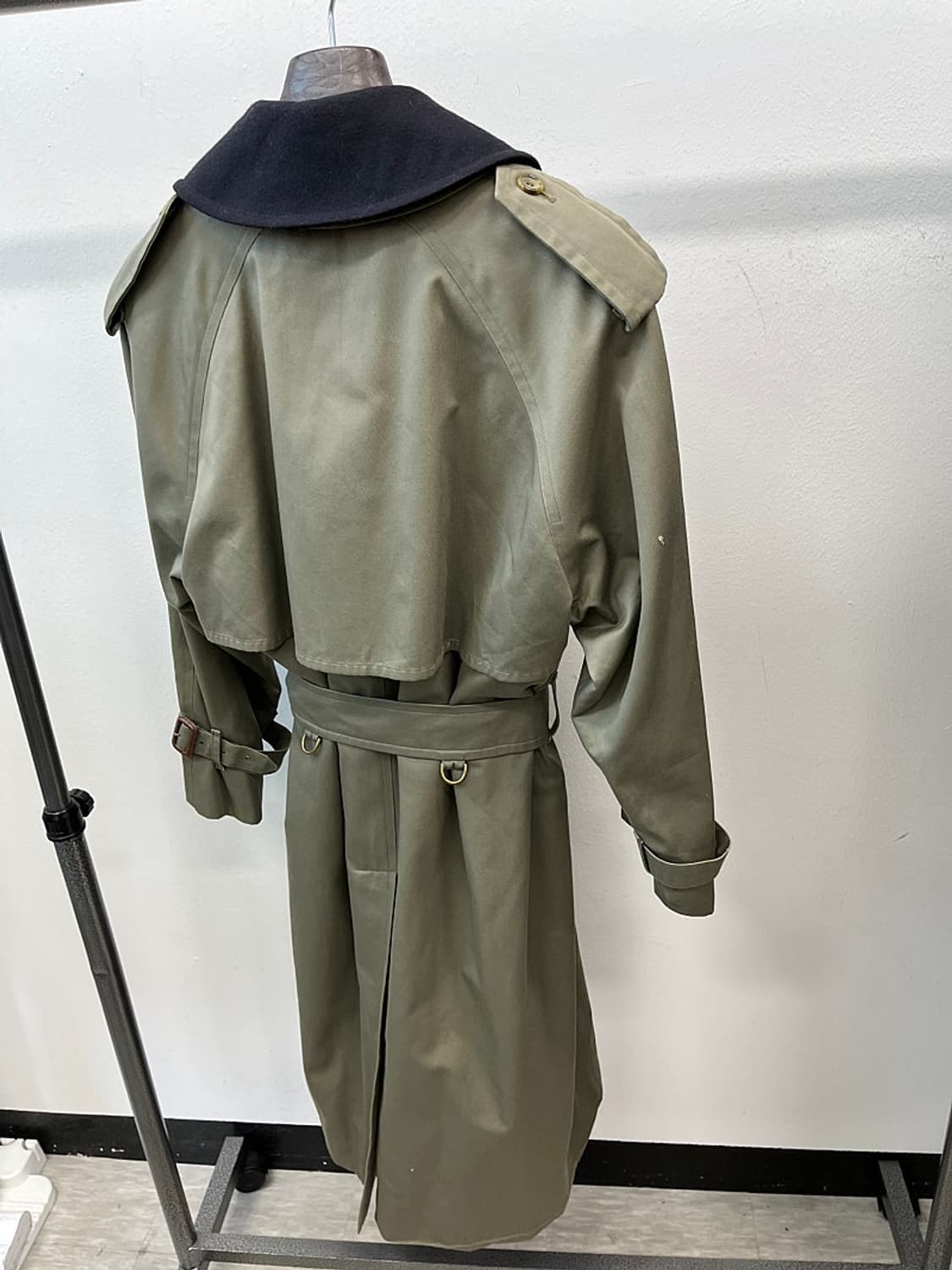 95-100) 버버리 원패널 트렌치코트 상품이미지8