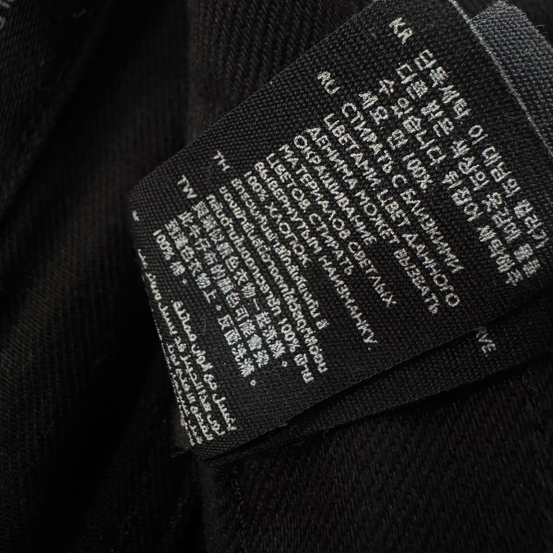 코스 COS 블랙 와이드 크롭 진 (28) 상품이미지3