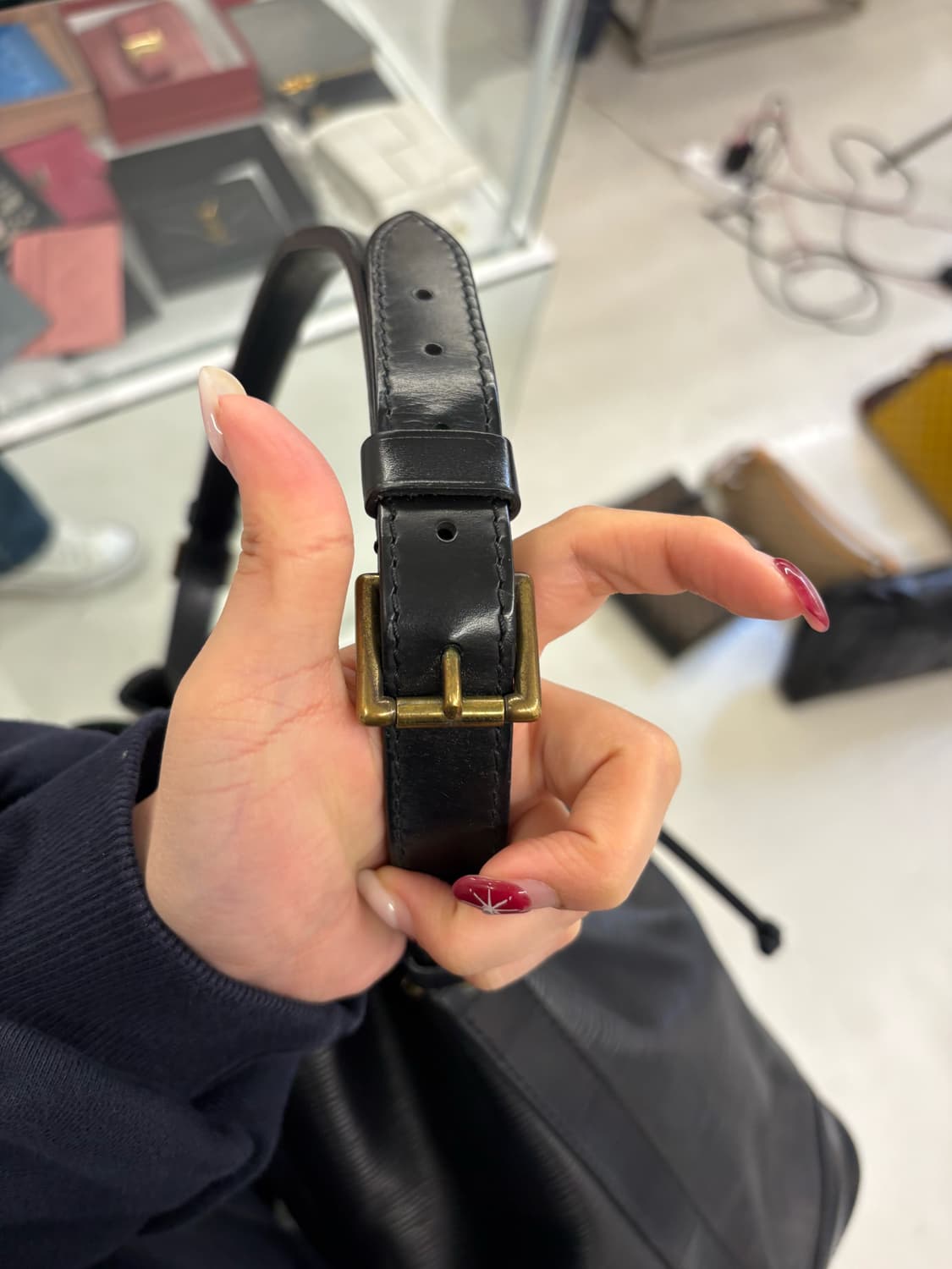 루이비통 에삐 노에 버킷백 상품이미지4