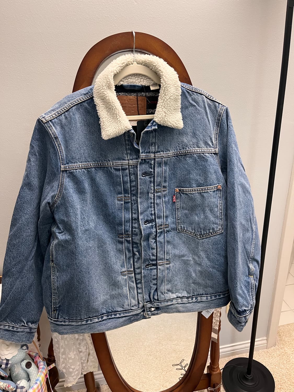 [미국새상품] 리바이스 타입1 쉐르파 트러커 데님 자켓 L(유니크 안감) 상품이미지1