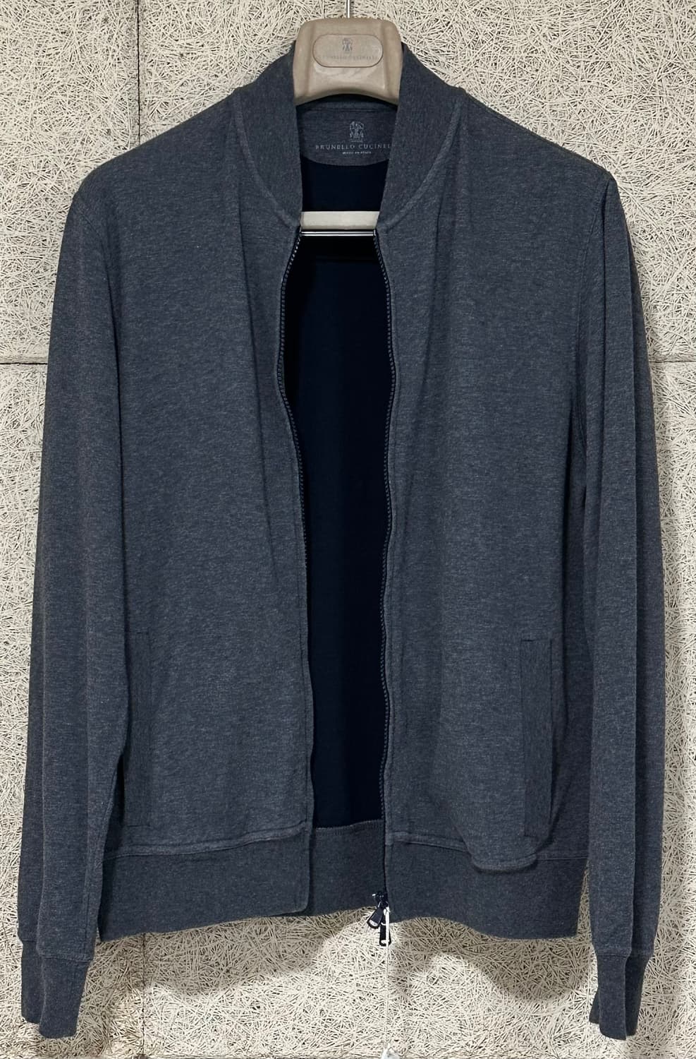 브루넬로 쿠치넬리 집업 그레이 자켓 상품이미지2