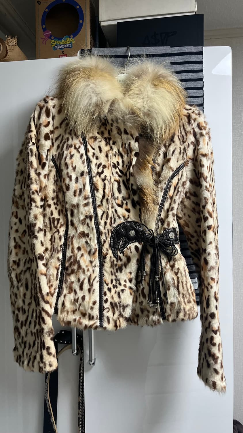 웨스턴 글램 후크 여우털 퍼자켓 상품이미지1