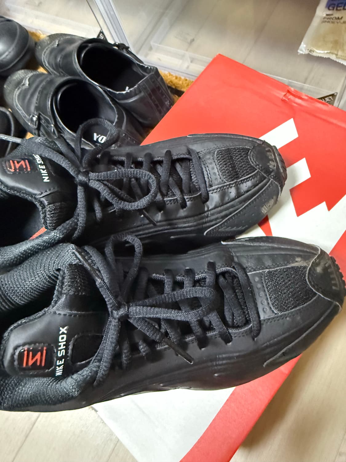 나이키 샥스 r4 블랙 265w 상품이미지2