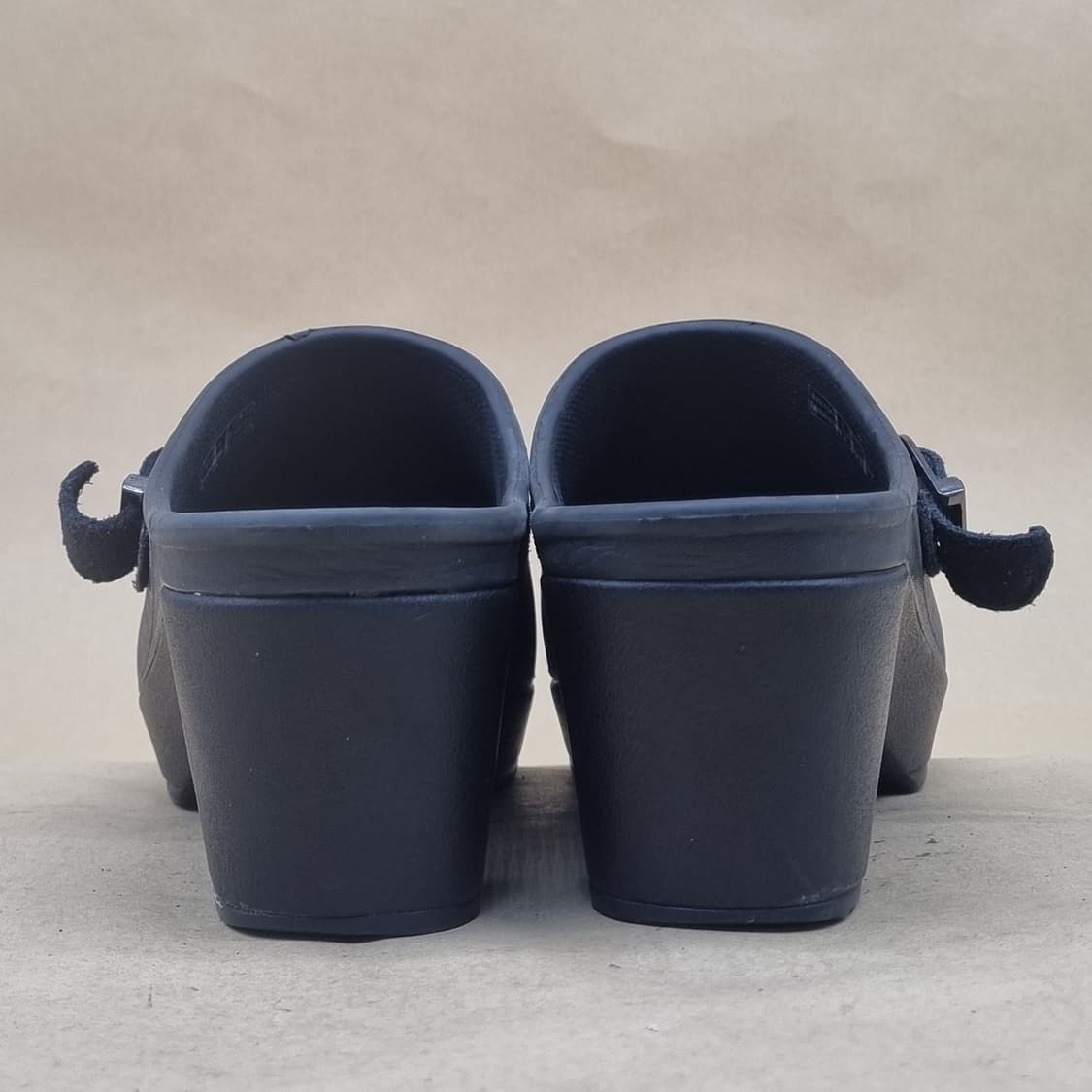 크록스 여성슬리퍼230 굽6 상품이미지4