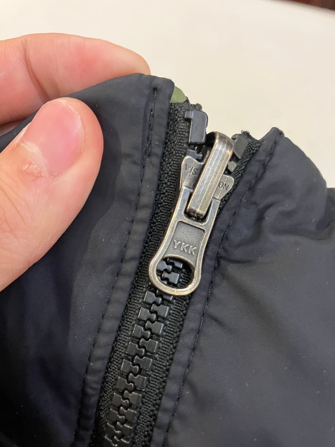 대대장 노스페이스 700필 눕시 패딩 카키 상품이미지4