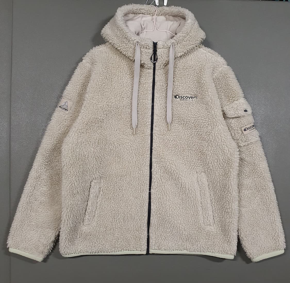 여성 L) 디스커버리 신형 테크플리스 양털 후드 뽀글이 자켓 라이트베이지 상품이미지1