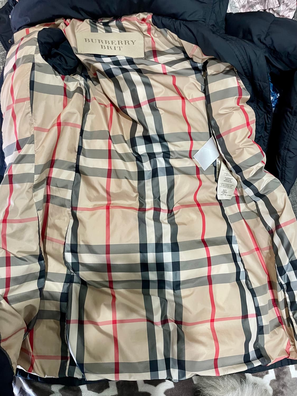 버버리 브릿 블랙 패딩 XS 정품 상품이미지3