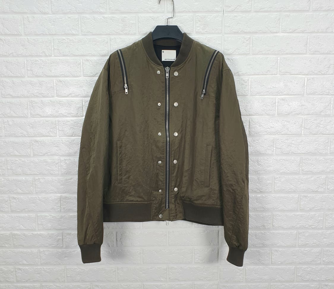 [95-100]넥스트도어립스 지퍼 블루종 자켓 상품이미지3