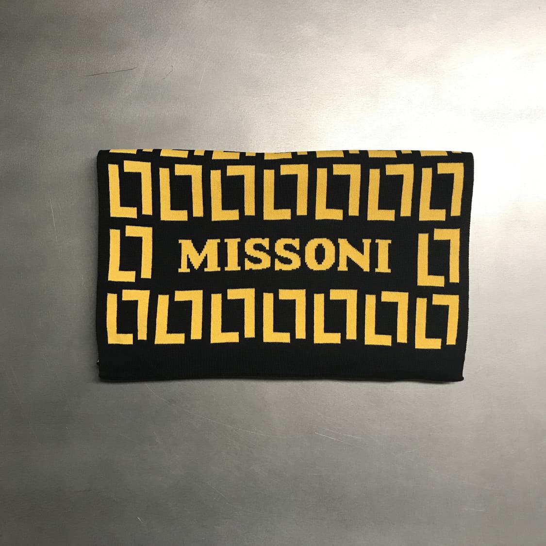 미쏘니 로고 머플러 상품이미지2