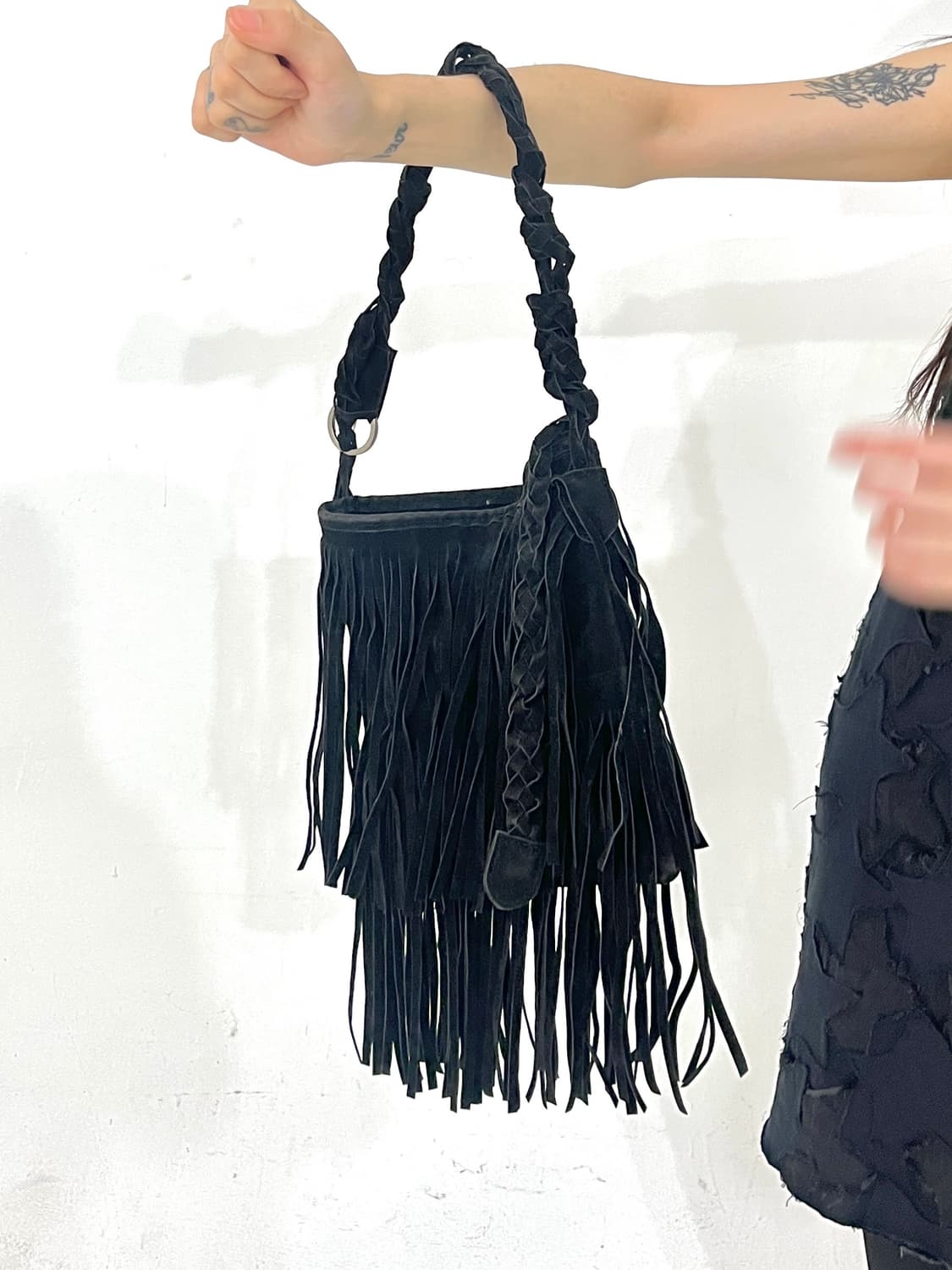 Fringe knot shoulder bag 상품이미지2