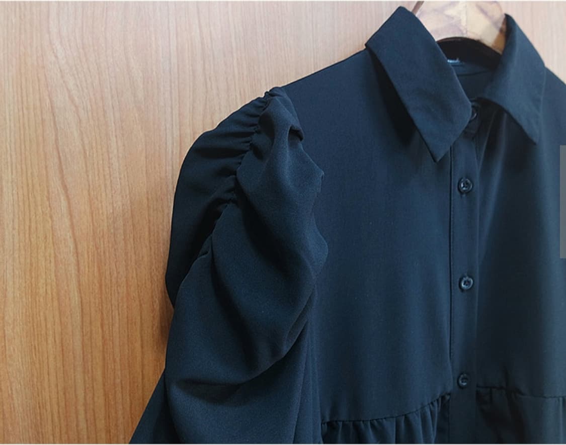 어깨 셔링 블랙 셔츠 미니 원피스 상품이미지4