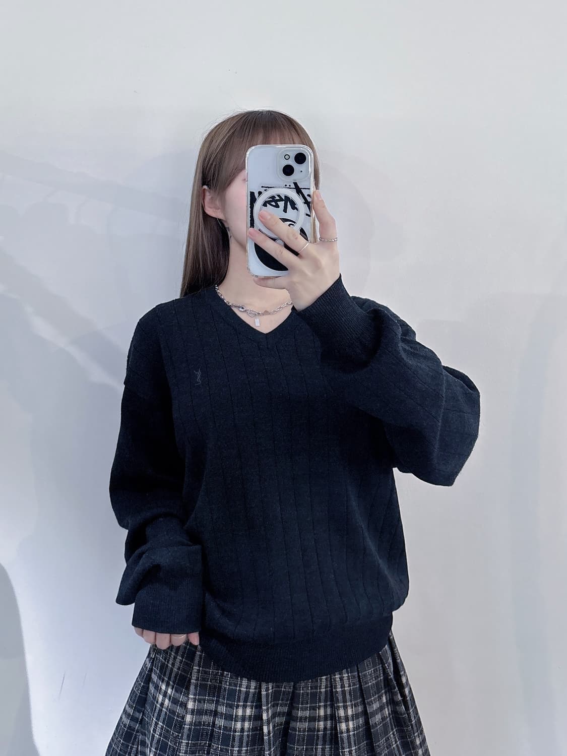 YSL 90’s 스몰로고 브이넥 니트 상품이미지1