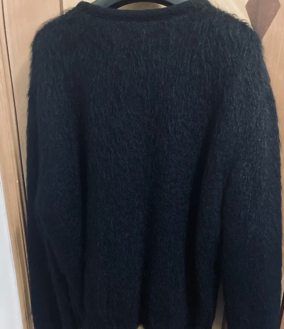 [BTS 뷔님 착용] 셀린느 24ss 브러시드 모헤어 가디건 상품이미지6