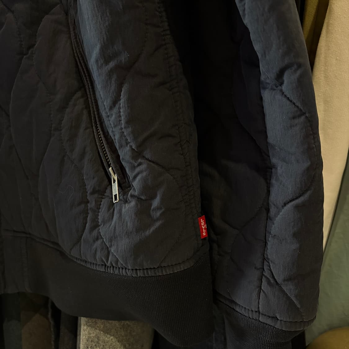 리바이스 블랙 퀄팅 봄버 자켓 L 상품이미지6