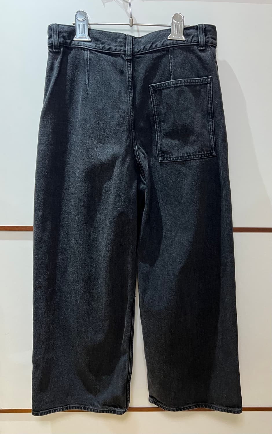 COS(코스) 와이드 레그 데님 트라우저 / 26사이즈 (워시드 블랙) 상품이미지3