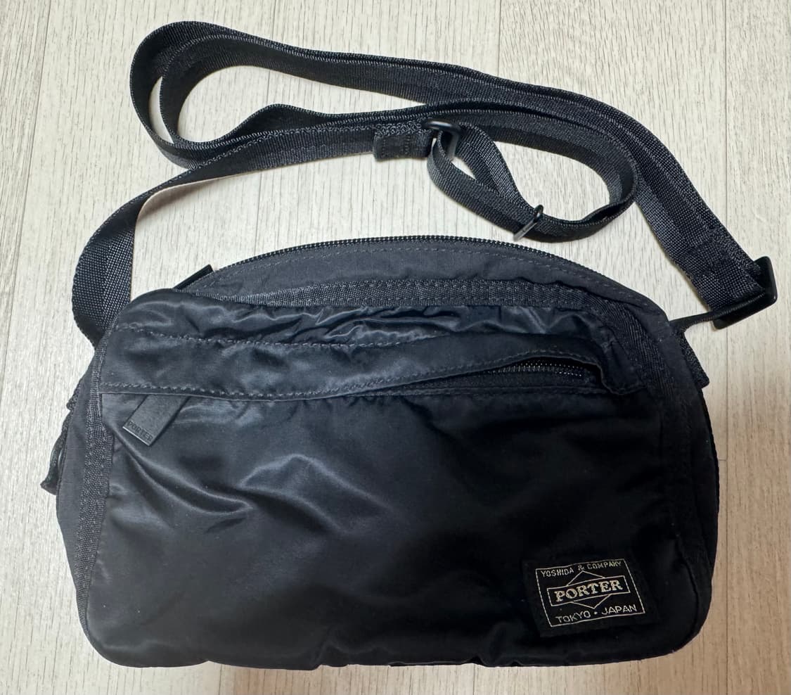 포터 프레임숄더 백 블랙 상품이미지2