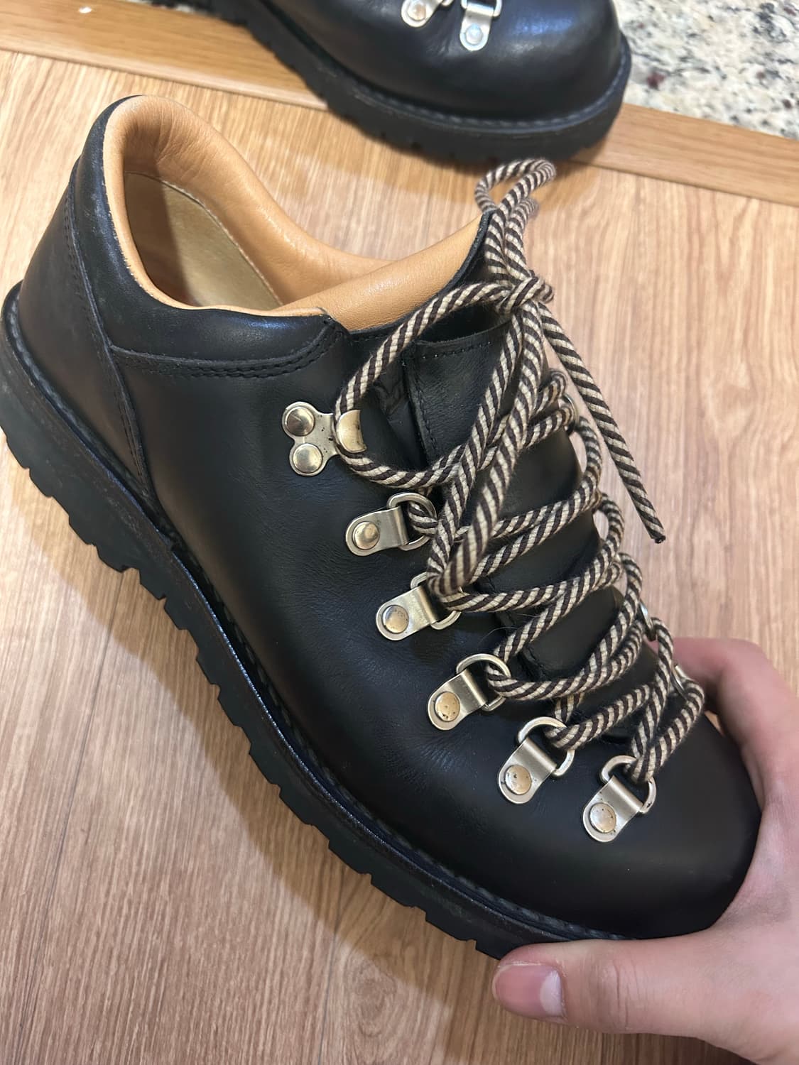 Danner 대너 마운틴 릿지 270 파라부트 클루사즈 느낌 상품이미지4