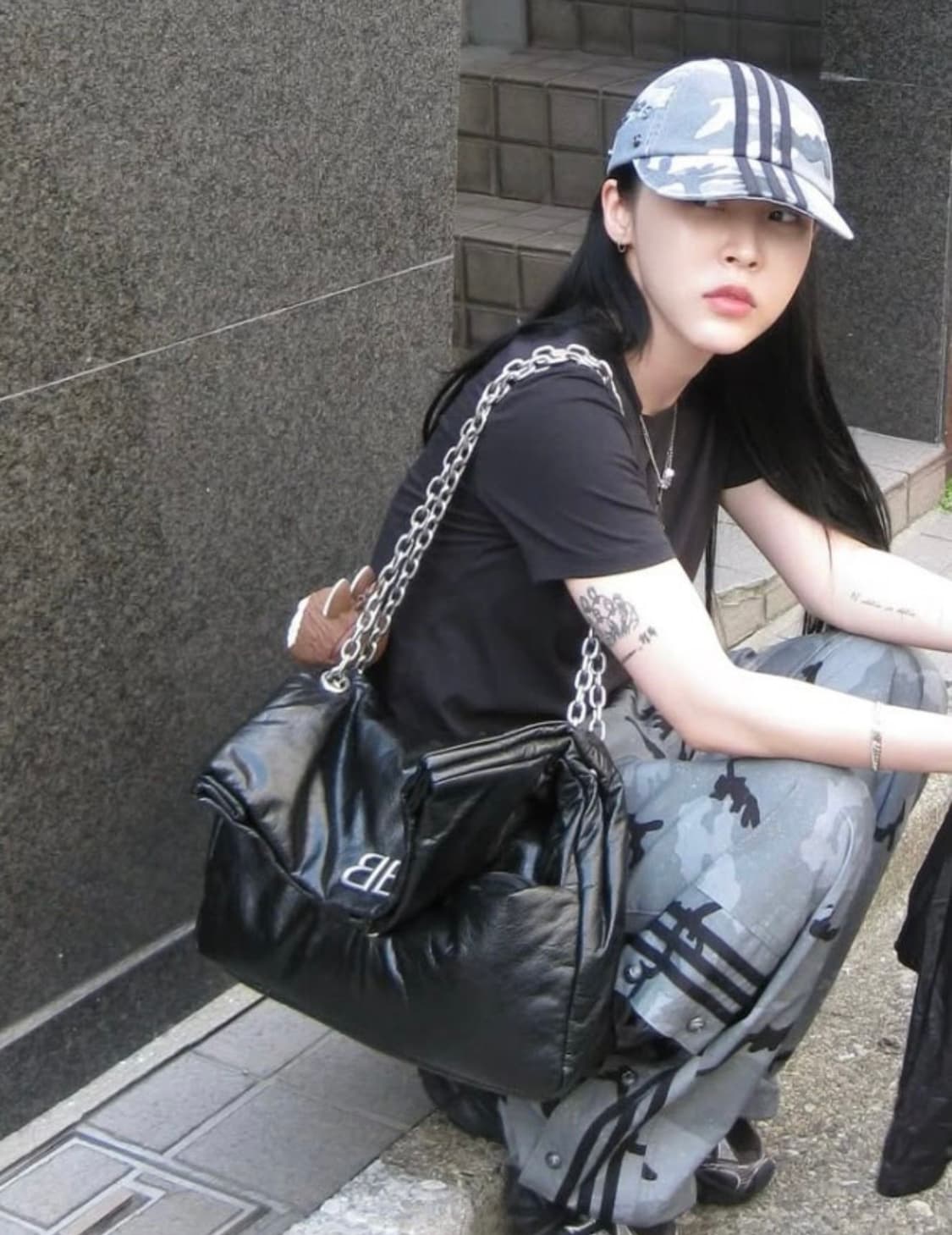 발렌시아가 모나코백 미디움 (노윤서/문별가방) 상품이미지1