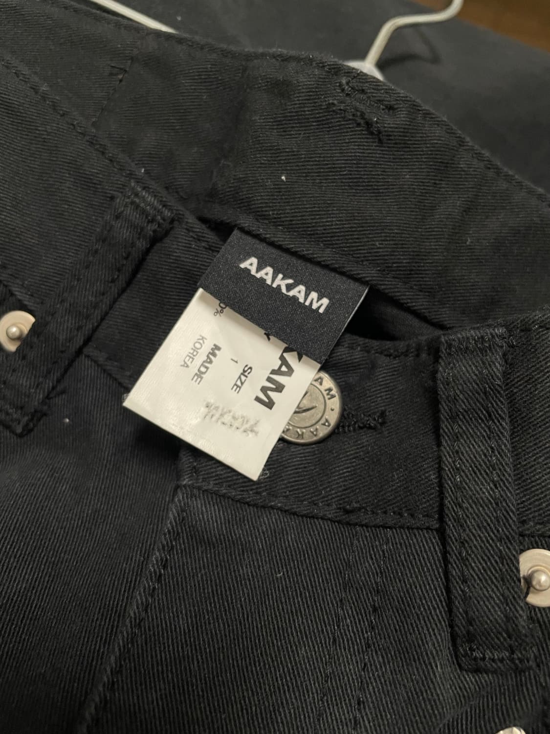 아캄 멀티 스터디드 코튼 팬츠 블랙 상품이미지6