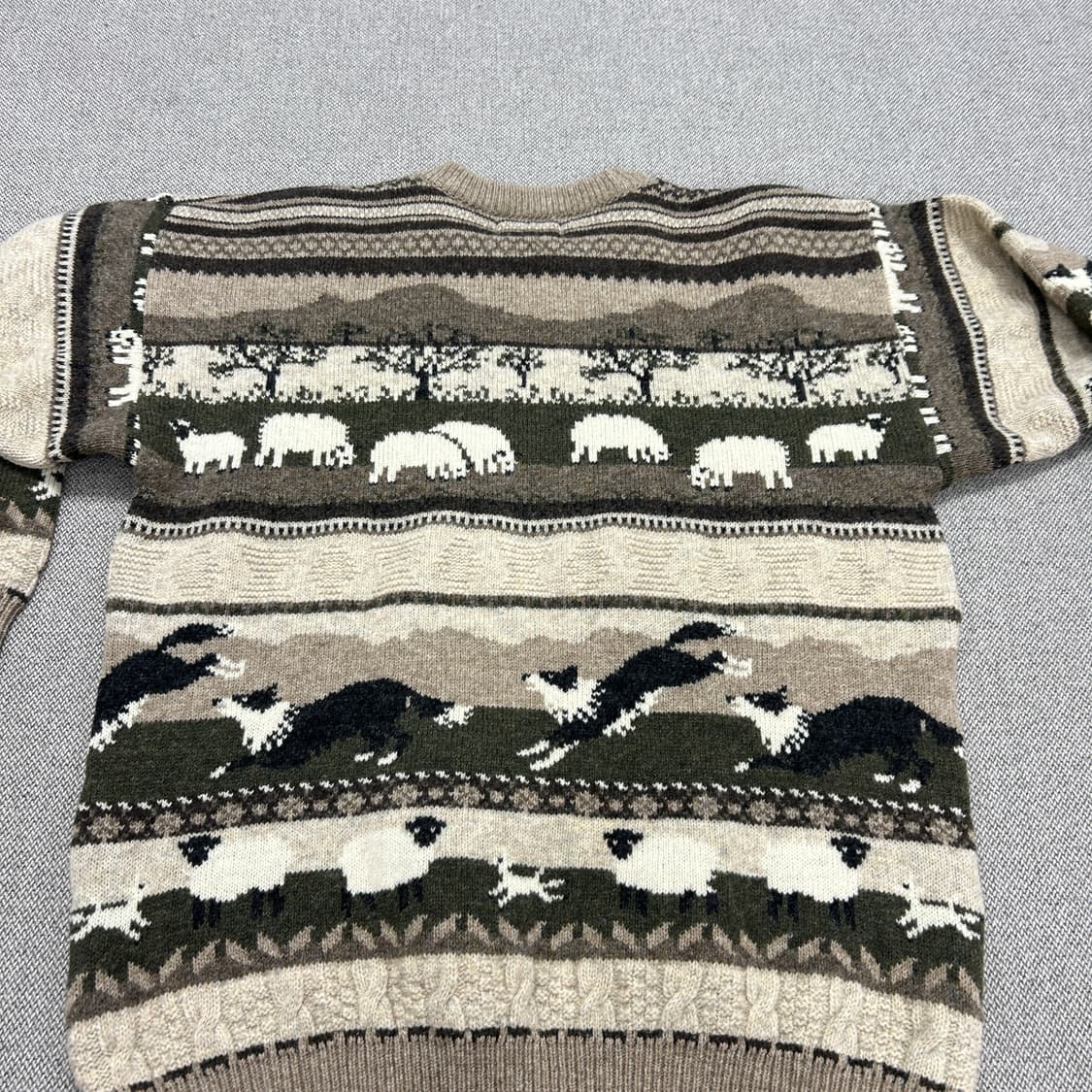 울리점퍼스 보더콜리 울 니트(L) 상품이미지5