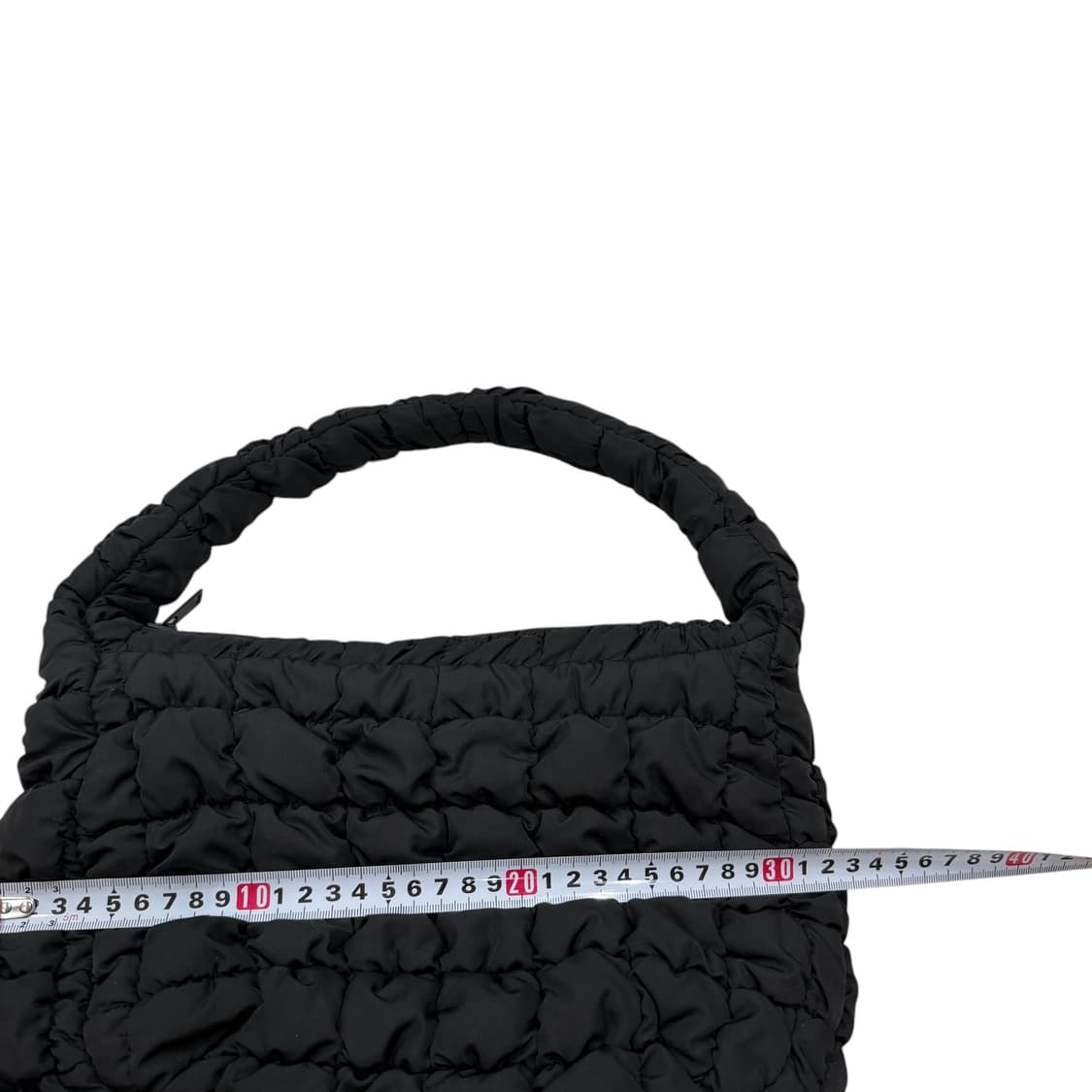 COS 코스 퀄티드 구름 미니백 가방 블랙 상품이미지5
