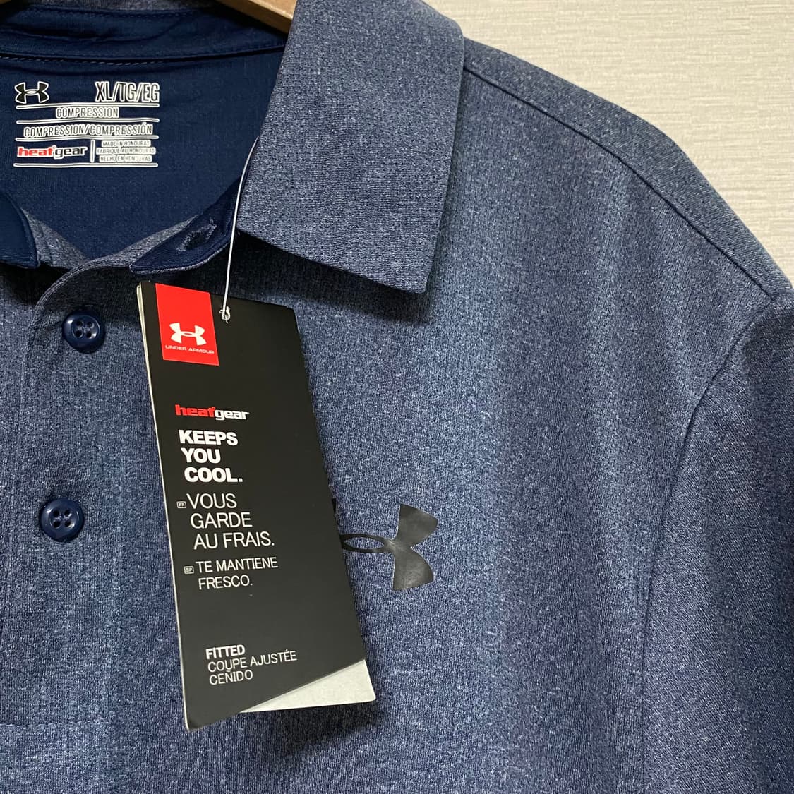 언더아머 히트기어 네이비 루즈핏 PK 카라넥 기능성 반팔 티셔츠 XL 상품이미지4