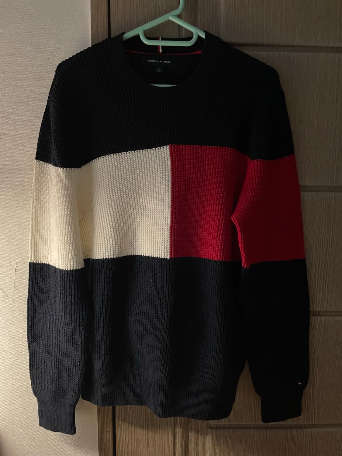 타미힐피거 빅로고 컬러블록 니트 스웨터 상품이미지1