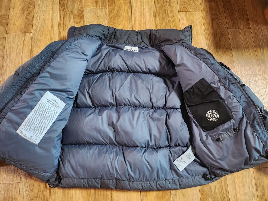 [M]스톤아일랜드 23fw 크링클랩스 논후드 리드그레이 상품이미지5