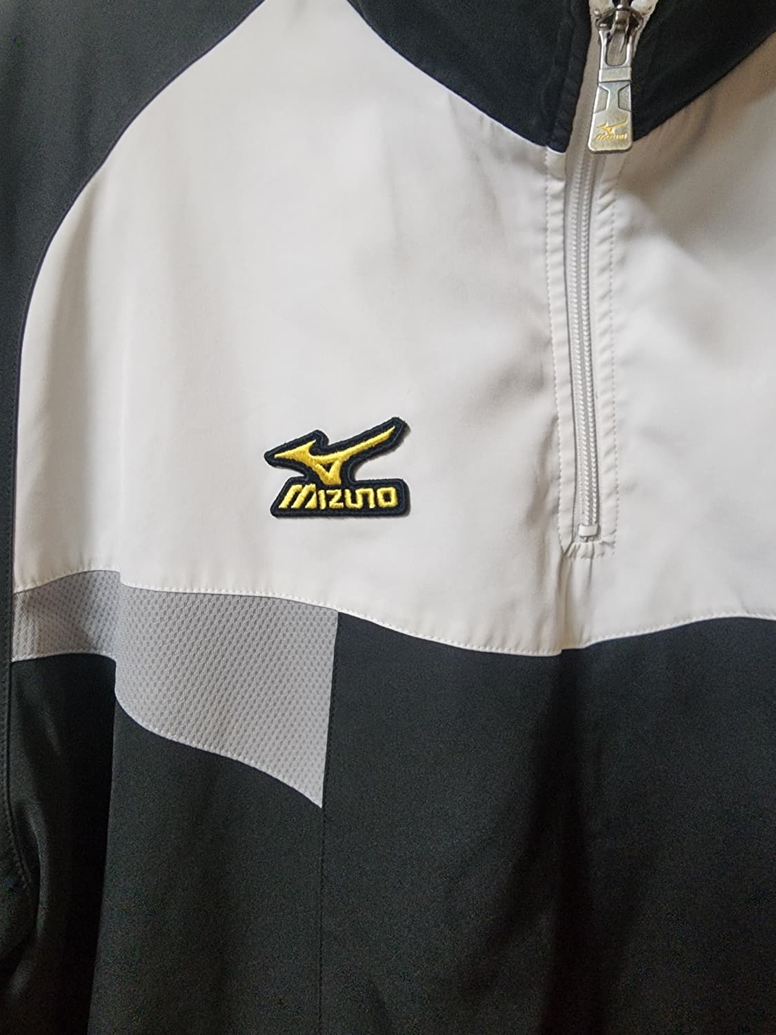 미즈노 반집업 바람막이 상품이미지3