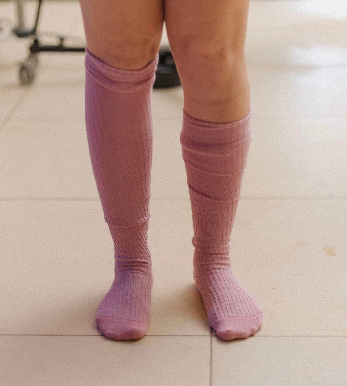 [230-250]베이스레인지 25fw 오버 니삭스/비 핑크 상품이미지1