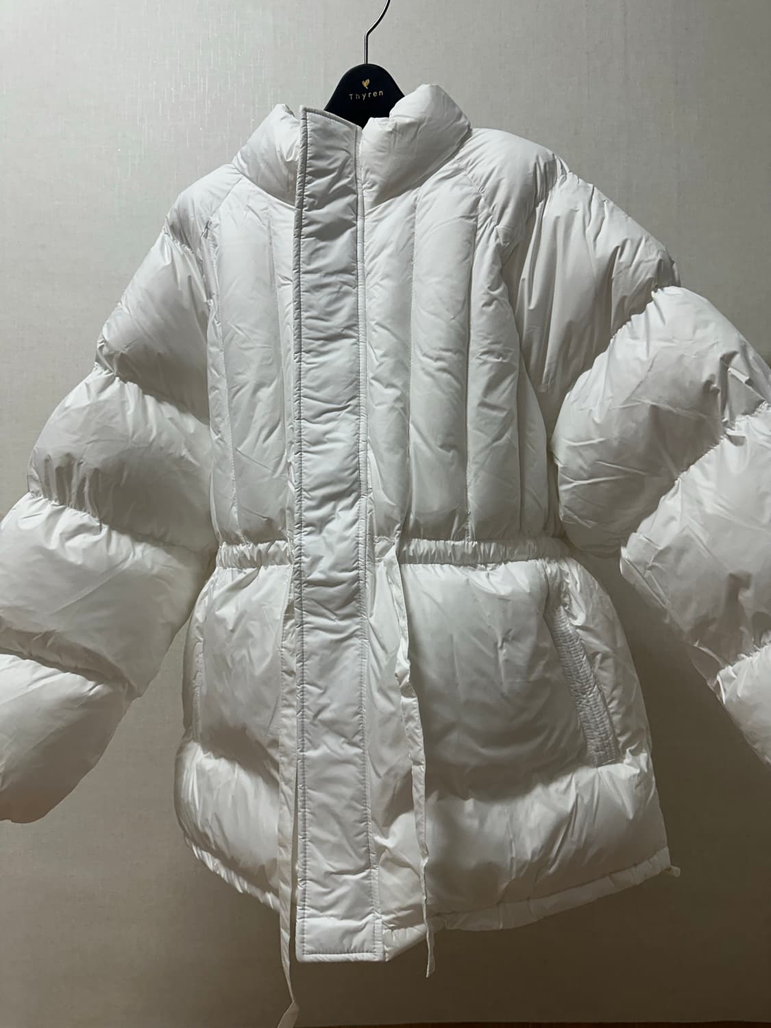 (새상품) 빅토리아 화이트 하프패딩(착샷있음) 상품이미지3