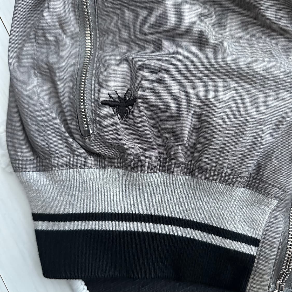 디올 BEE 자수 잔체크 집업 50 상품이미지7