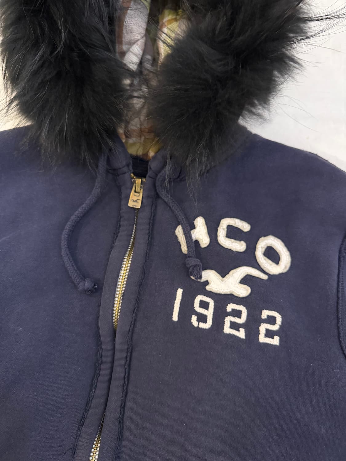 홀리스터 체크안감 울프죠 퍼 후드집업 네이비 상품이미지2