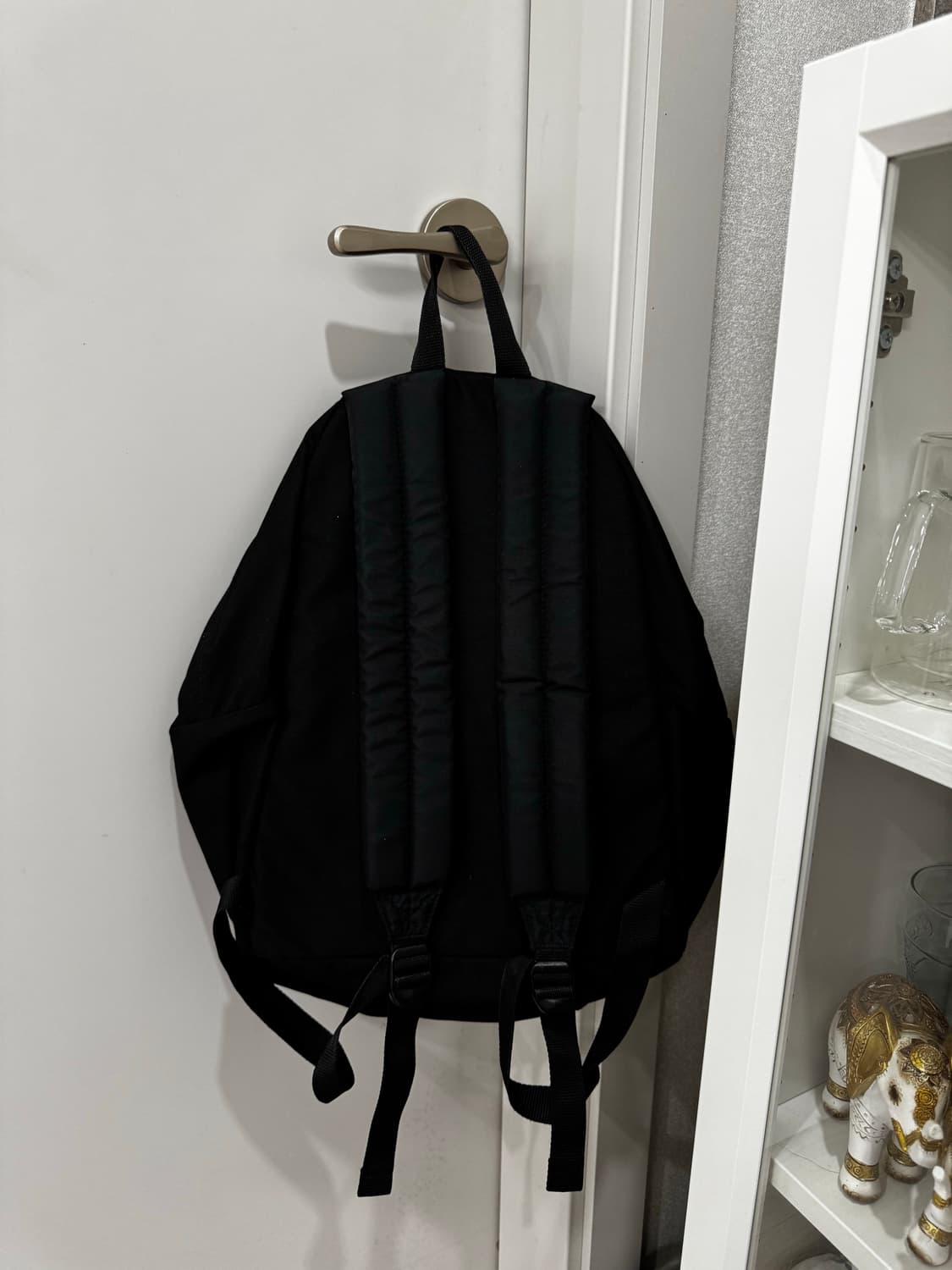 이스트팩 더블 포켓 백팩 블랙 상품이미지3