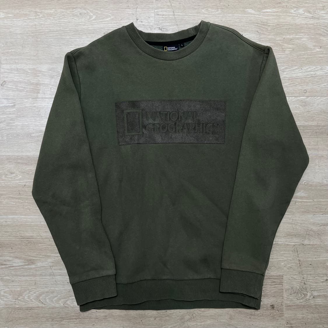 내셔널지오그래픽 빅로고 기모 맨투맨 크루넥 티셔츠 [카키] L/100 상품이미지1