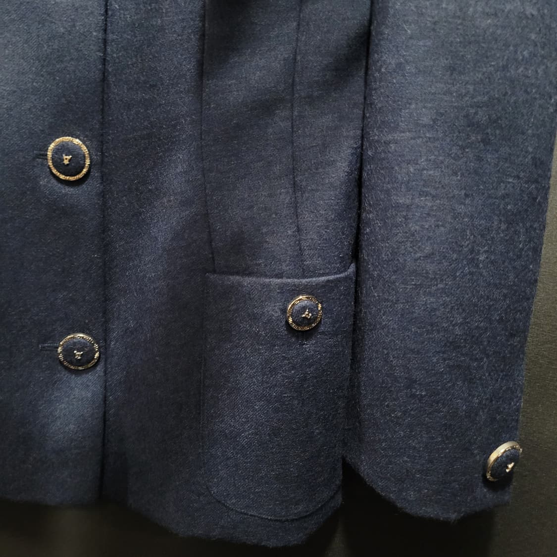 VERSACE CLASSIC V2 베르사체 이태리 각인 버튼 울 자켓 상품이미지3