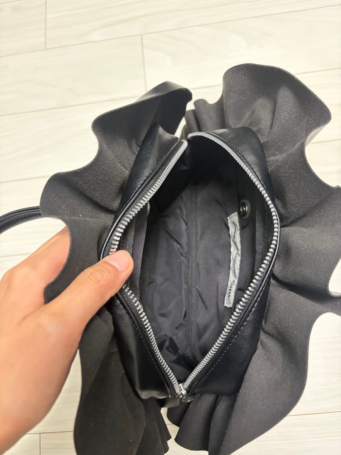 꼼데가르송 걸 프릴백 상품이미지5