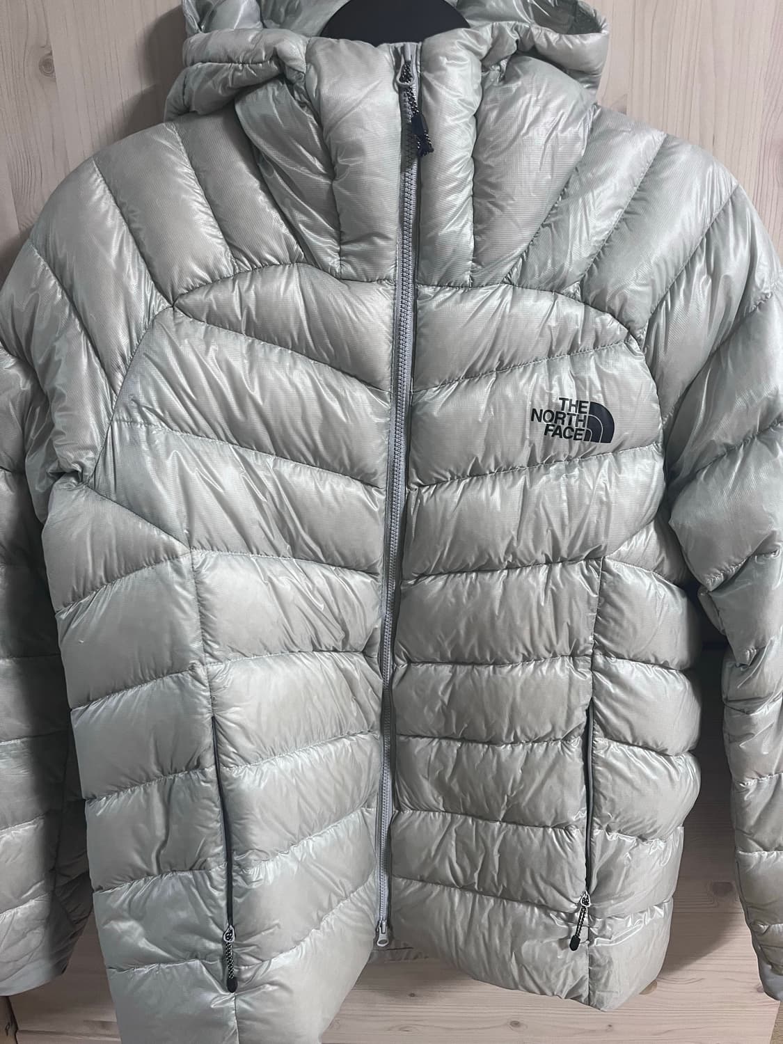 노스페이스 써밋 마테호른 RDS 다운 자켓 실버 상품이미지1