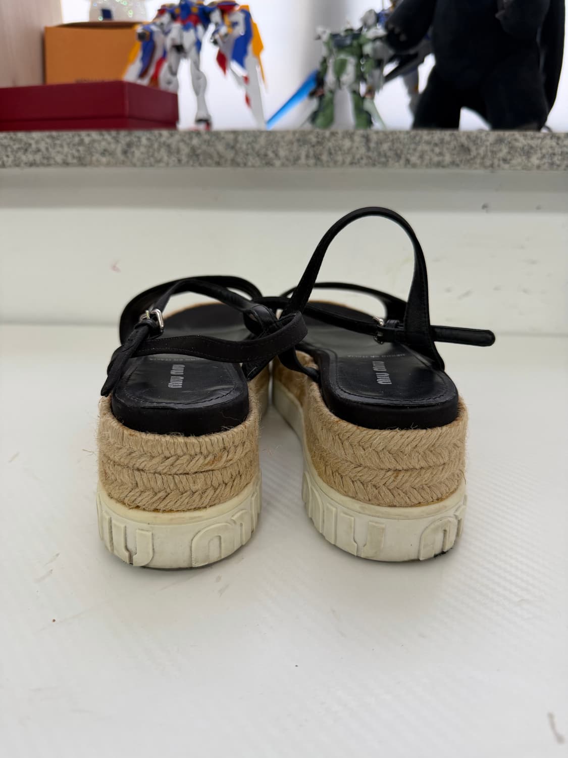 정품) 미우미우 여성 에스파드류 샌들 36.5(235) 상품이미지5