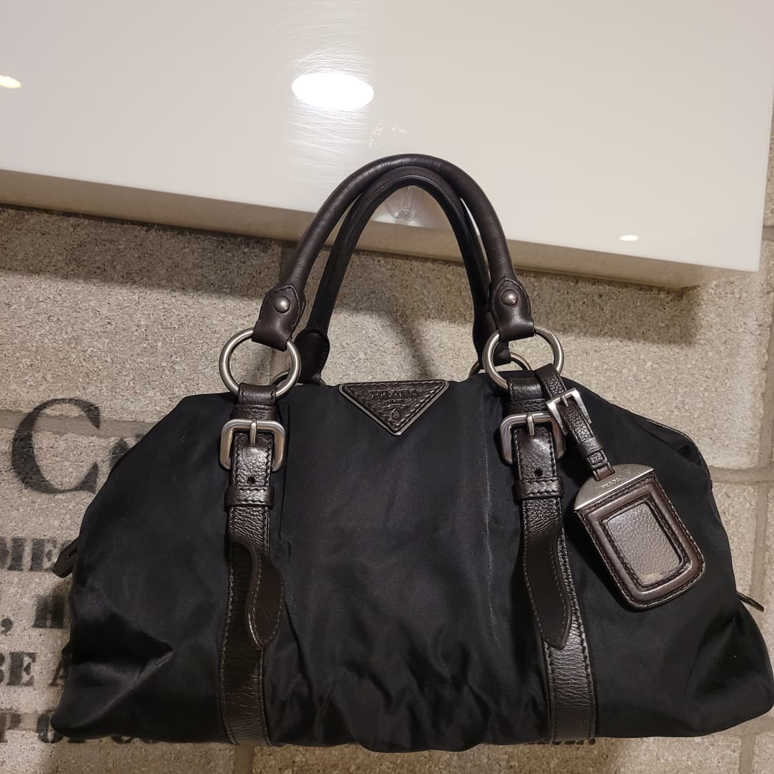 프라다 나일론 레더 토트백 상품이미지1