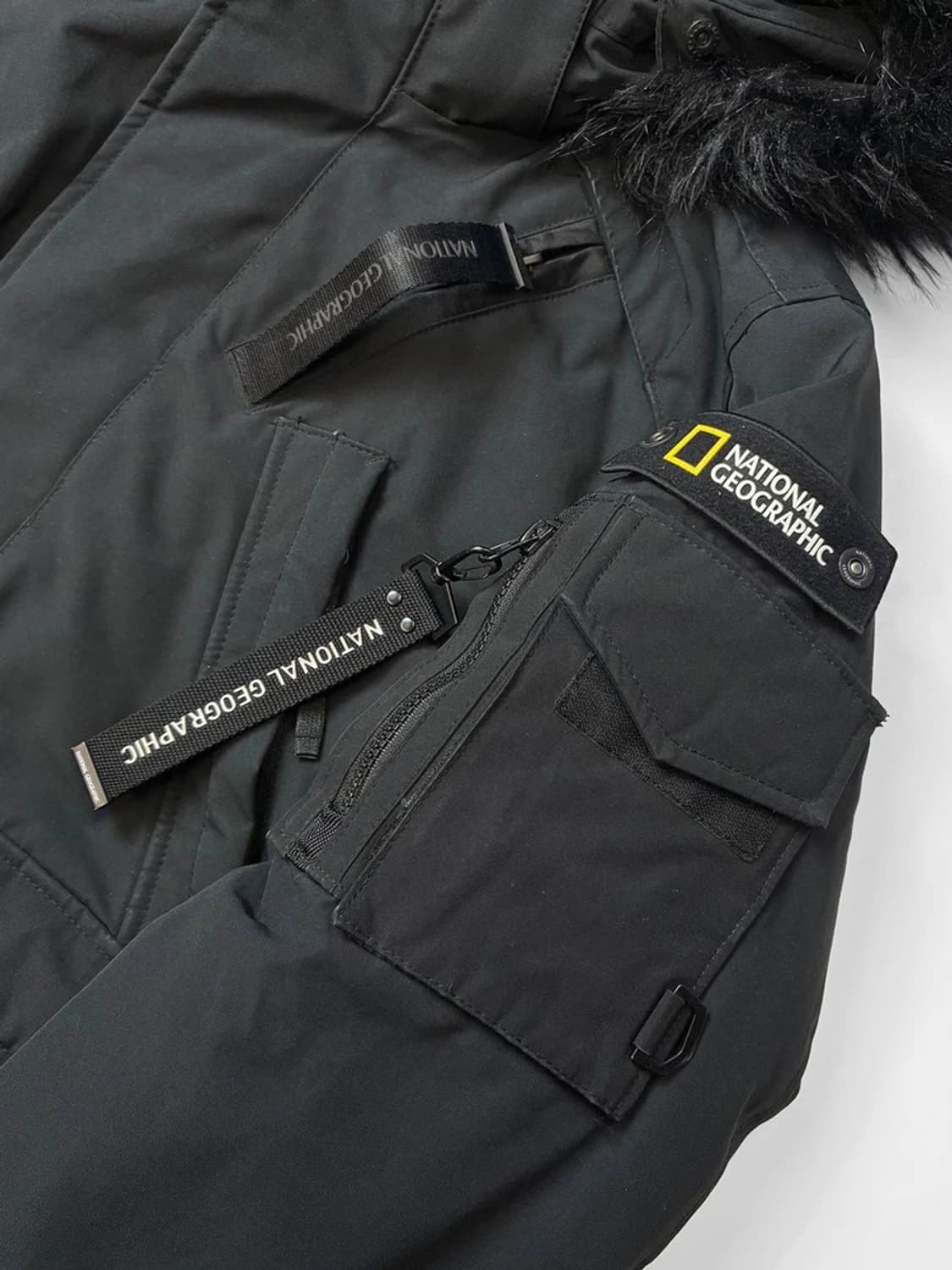 내셔널지오그래픽 20ss 덕다운 타루가 퍼 트리밍 숏 패딩 PN5246 상품이미지4